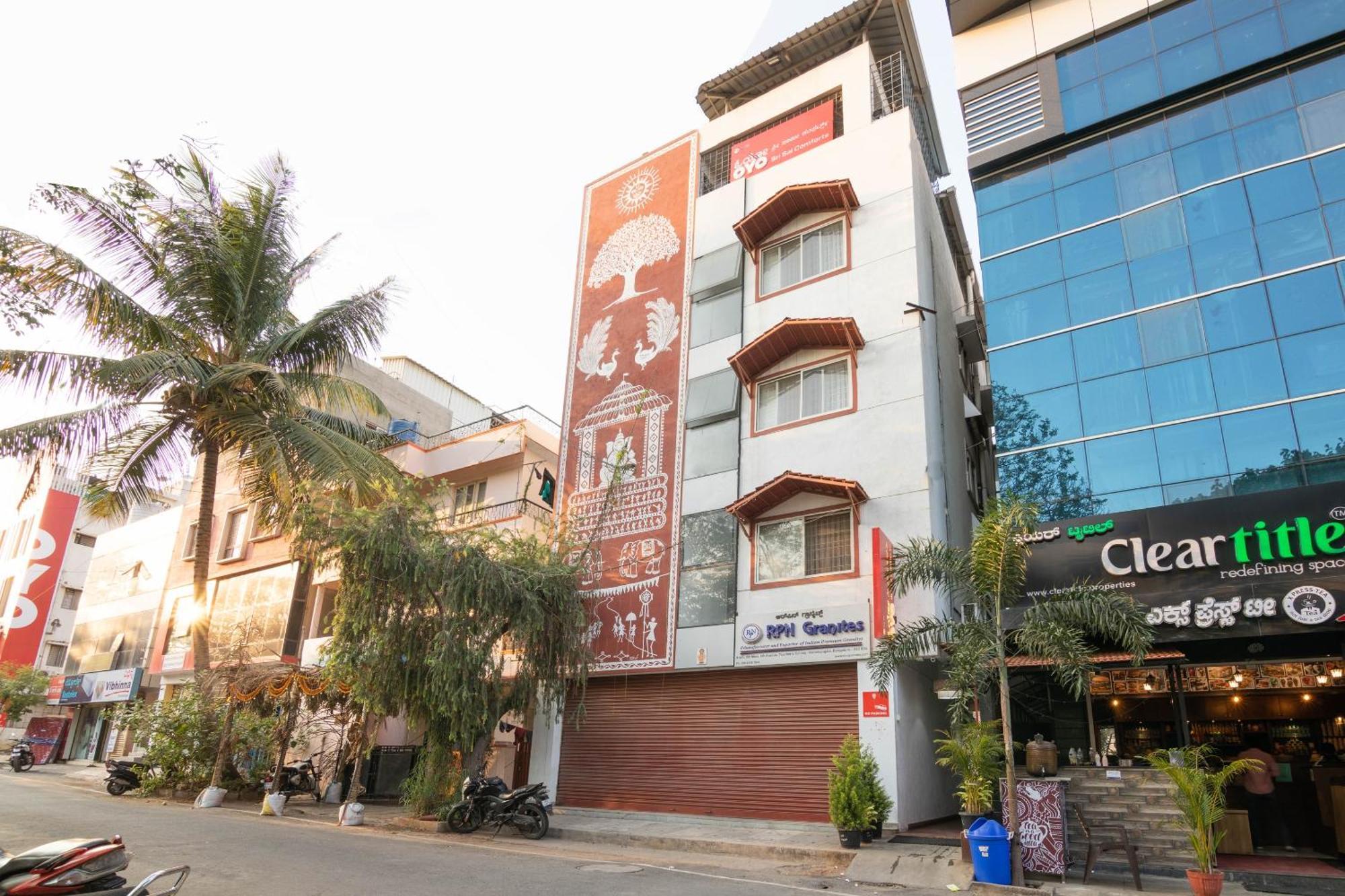 Oyo Hotel Royal Inn Near Nexus Mall Koramangala Bangalore Exterior foto